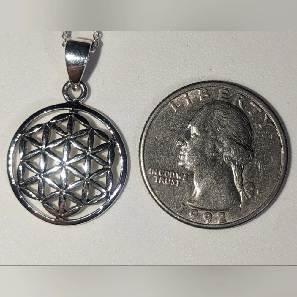 SMALL Flower of Life Sterling Silver Pendant necklace - Picture 4 of 5